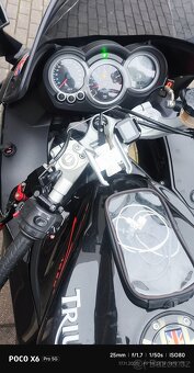 Triumph Sprint 1050st - 2