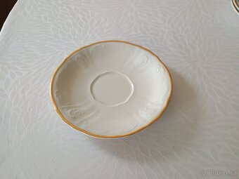 podšálky bernadotte slonová kost - 2