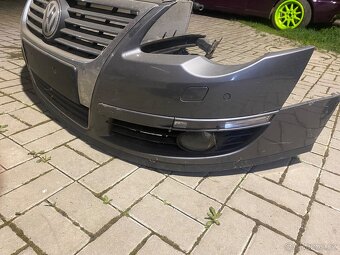 Přední nárazník vw passat b6 - 2