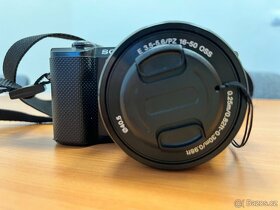 Bezrcadlovka Sony Alpha A5000 + objektiv 16-50mm - 2