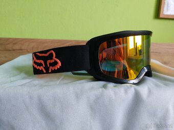 Motokrosové brýle se zrcadlovým sklem FOX Main Stray Goggle - 2