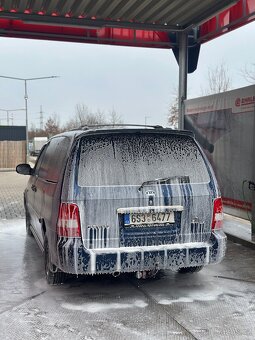 Prodám Kia carnival 2.9 nafta - 2