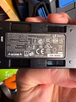 POE injector Ubiquiti gp-a240-050 - 2