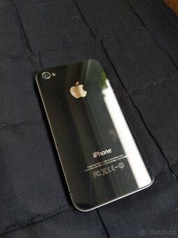 Apple iPhone 4 na díly - 2