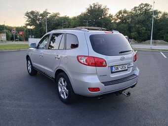 Hyundai Santa Fe 4x4 2,2 Crdi, manuál, max. výbava - 2