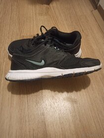 Botasky Nike - 2