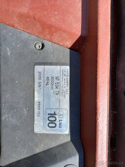 Prodám benzinovou sekačku. - 2