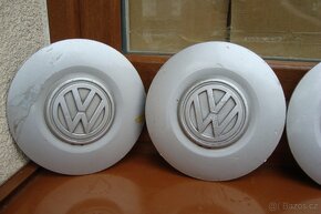 VW Golf 2-Pokličky kol - 2