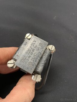 TR2-2VA, trafo 220/24V s objímkou pro kontrolku TAH2, - 2