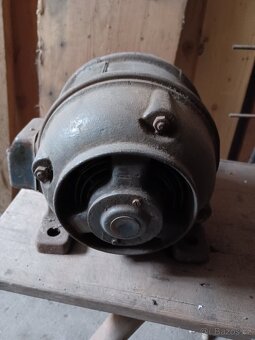 elektromotor - 2