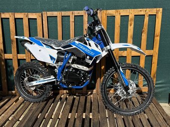 Zánovní Pitbike 250ccm4T kola 19”/16” - 2