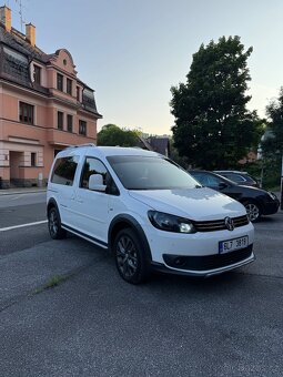 Volkswagen Caddy Cross - 2
