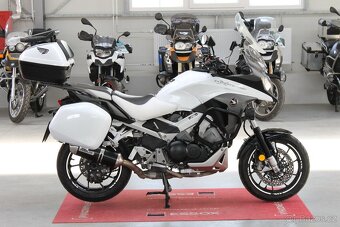 Honda VFR 800 X Crossrunner 2015 ČR - 2