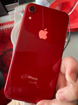 Prodám iPhone Xr - 2