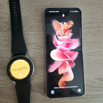 Galaxy Z flip 3 + Samsung Watch 3 (SIM) - 2