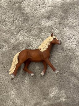 Schleich koně Ii. - 2