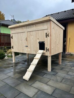 Zateplený kurník pro 15 slepic - 2