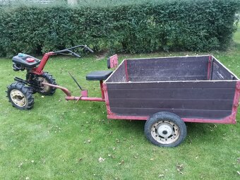 Malotraktor Terra s příslušenstvím - 2