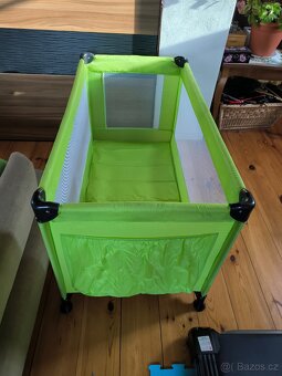 Rozkládací dětská postýlka - 2