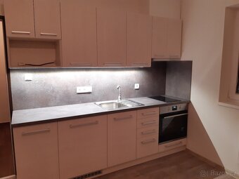 Pronájem bytu 1+kk, Veselí nad Moravou - 2