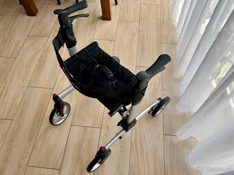 Čtyřkolové chodítko DMA skládací - 2