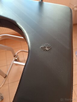 Čtyřkolové chodítko, vysoké , toaletní křeslo - 2