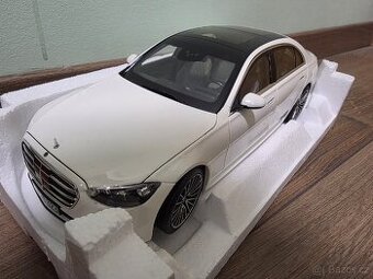 Modely Mercedes Benz 1:18 - 2