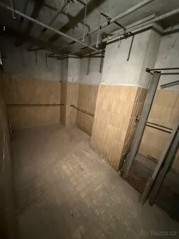 Pronájem skladových prostor – 50 m², Česká ulice, Most (obj - 2