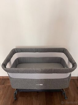 Postýlka na kolečkach - 2