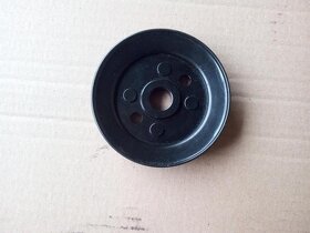 Škoda Favorit nová řemenice vodní pumpy - 2