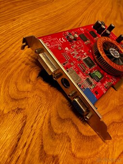 MSI MS-8866 s čipem NVIDIA GeForce MX440 - 2