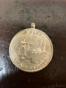 medaile a řády - 2