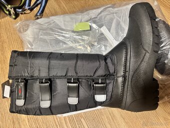 Zimní boty 41 a 42 - 2