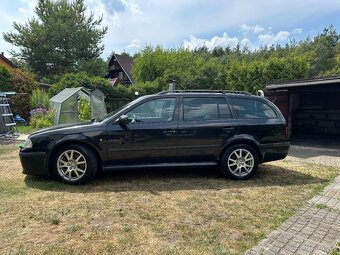 Octavia RS 1 combi - 2