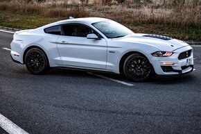 Ford Mustang GT 5,0L V8 - 2