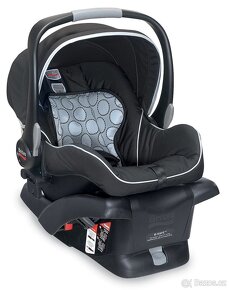 Autosedačka Britax B-Safe, černá + Isofix základna - 2