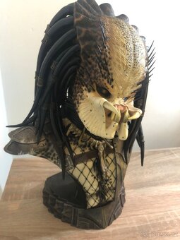 Busta Predator od Sideshow Collectibles (1404/2500) - 2