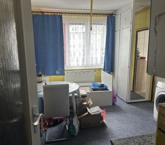 Bytová jednotka 1+1, č. jednotky 2565/7 včetně podílu na spo - 2