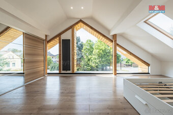Prodej rodinného domu, 190 m², Praha, ul. Žampiónová - 2