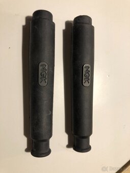 2x Koncovka svíčky NGK SD05FM - 2