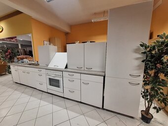 Kuchyňská linka včetně spotřebičů - 2