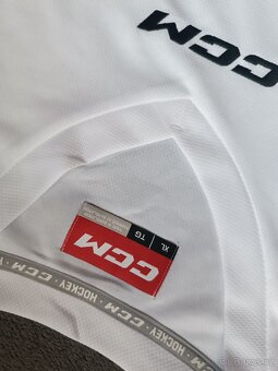 Dres CCM - 2