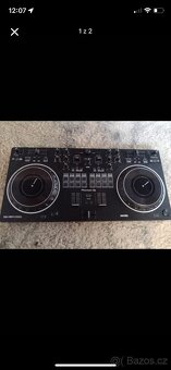Pioneer DJ DDJ-REV1 DJ Controller - 2