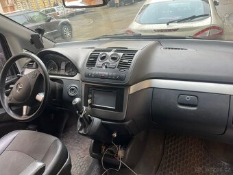 Mercedes Benz Viano - 2