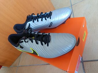 Kolíky NIKE Tiempo Legend 10 Academy SG-Pro AC vel.46 NOVÉ - 2
