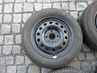 ZIMNÍ PNEU + DISKY FORD 15" 195/60R15 - 2