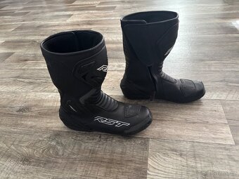 Boty rst - 2