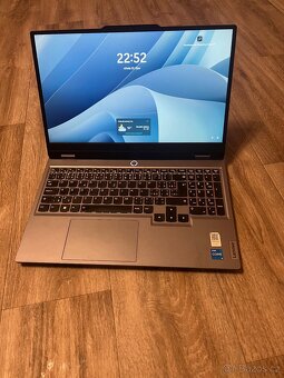 Notebook herní Lenovo - 2