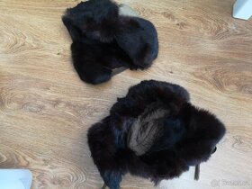 Čepice s králičí srstí československá výroba Kara - 2