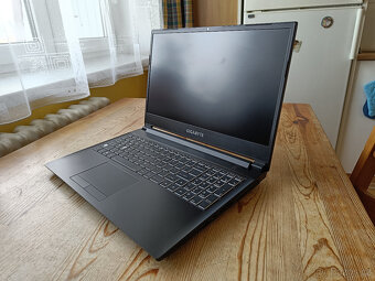 Notebook RTX3060, i5 6core, 16GB RAM, 1TB SSD, 2TB HDD - 2